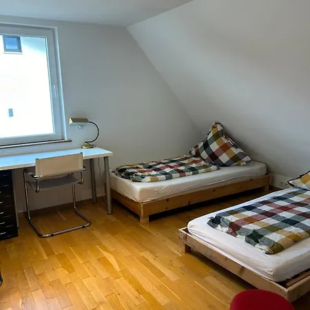 6 Og, Naehe Muenchen Apartmán *